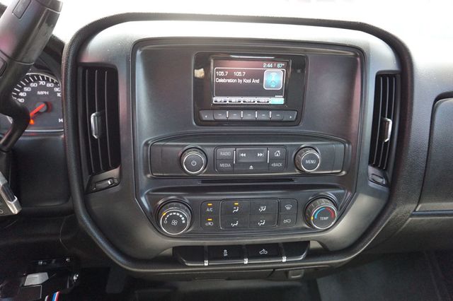 2015 Chevrolet Silverado 2500HD WORK TRUCK, 4X4, LONG BED, GAS ENGINE, TOWING PACKAGE - 23017234 - 24