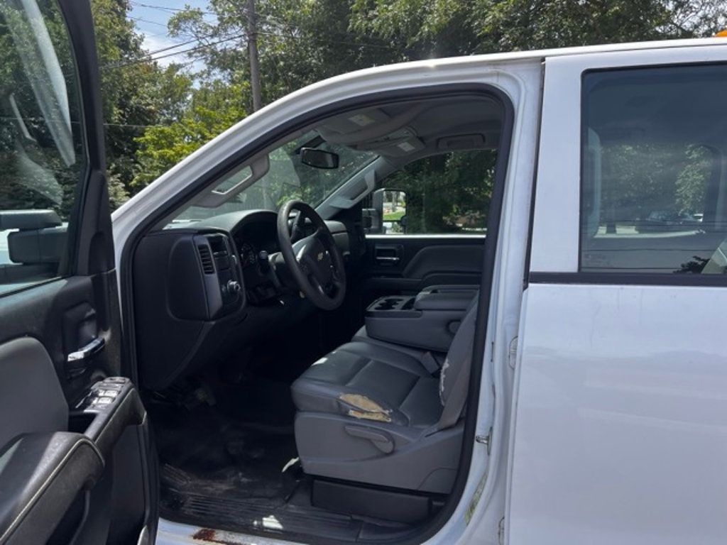 2015 Chevrolet Silverado 3500HD CREW CAB LIFTGATE 20,000 ORIGINAL MILES - 22512225 - 26