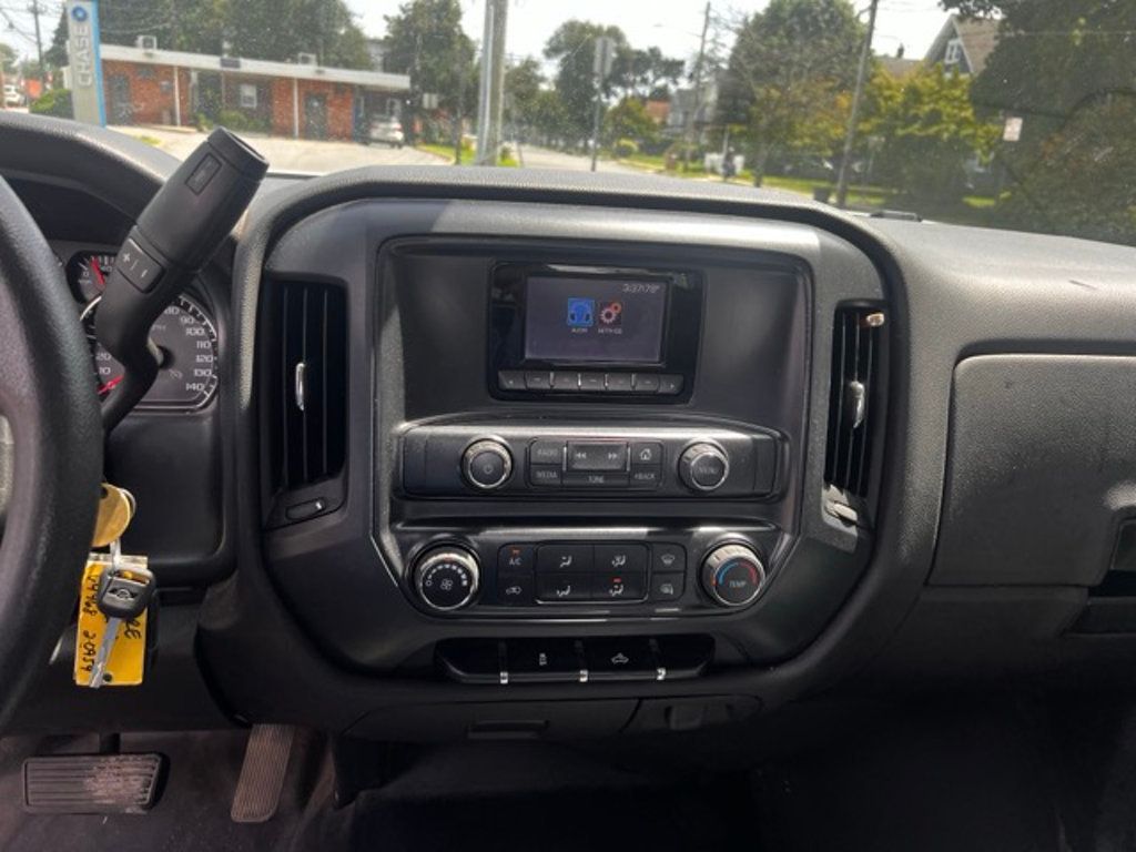 2015 Chevrolet Silverado 3500HD CREW CAB LIFTGATE 20,000 ORIGINAL MILES - 22512225 - 33