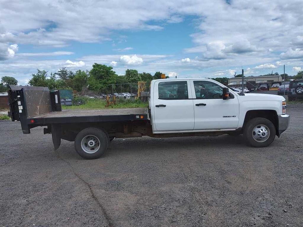 2015 Chevrolet Silverado 3500HD CREW CAB LIFTGATE 20,000 ORIGINAL MILES - 22512225 - 3