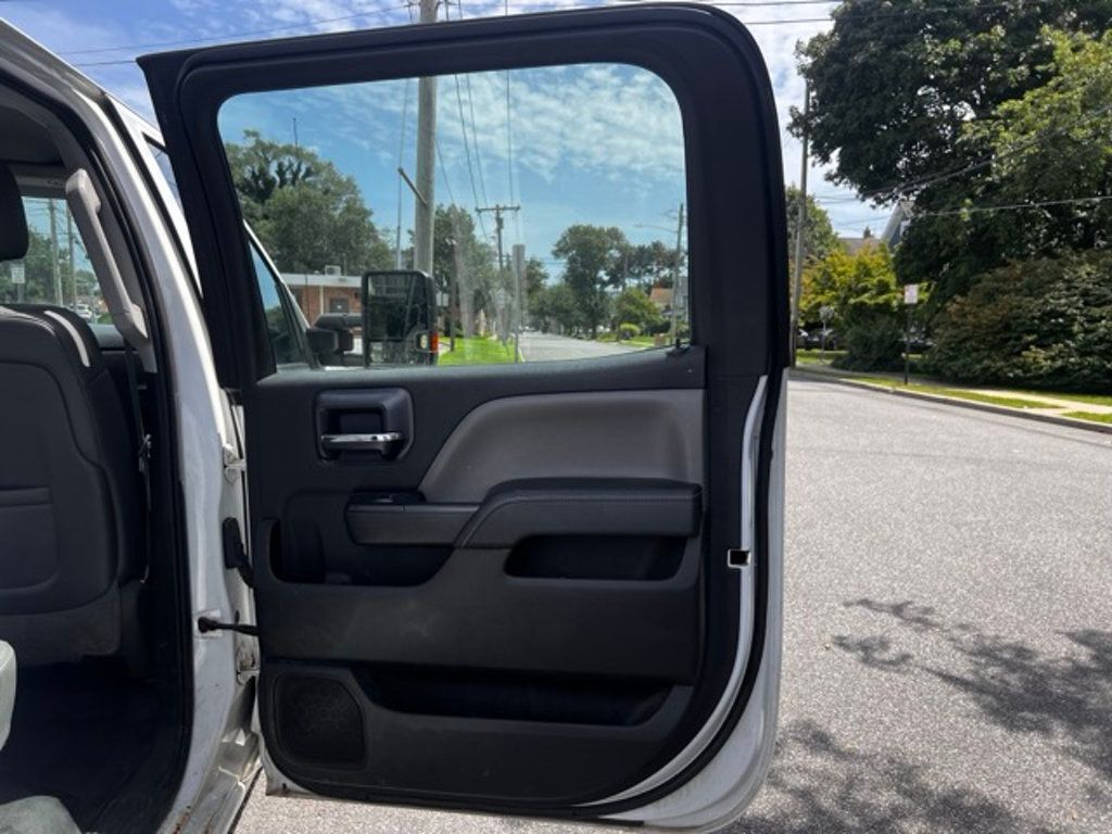 2015 Chevrolet Silverado 3500HD CREW CAB LIFTGATE 20,000 ORIGINAL MILES - 22512225 - 50