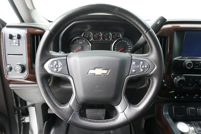 2015 Chevrolet Silverado 3500HD LTZ - 22995858 - 16