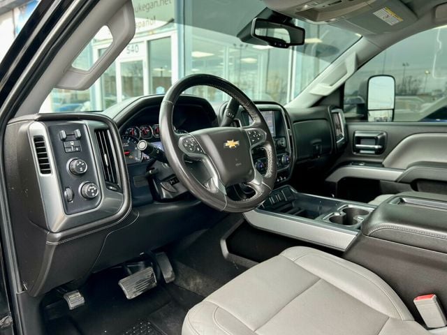 2015 Chevrolet Silverado 3500HD LTZ - 22952296 - 14