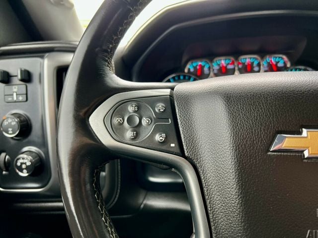 2015 Chevrolet Silverado 3500HD LTZ - 22952296 - 19
