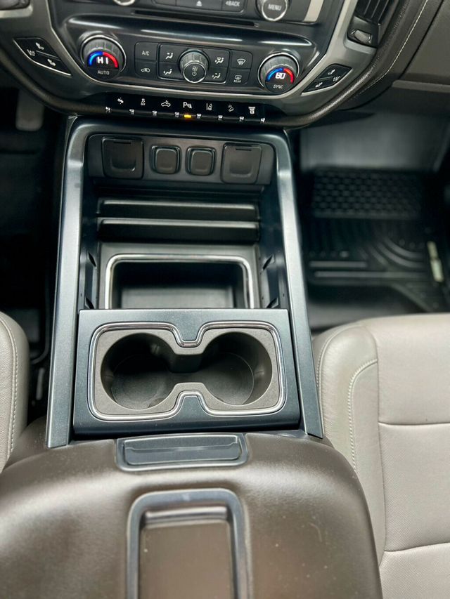 2015 Chevrolet Silverado 3500HD LTZ - 22952296 - 26