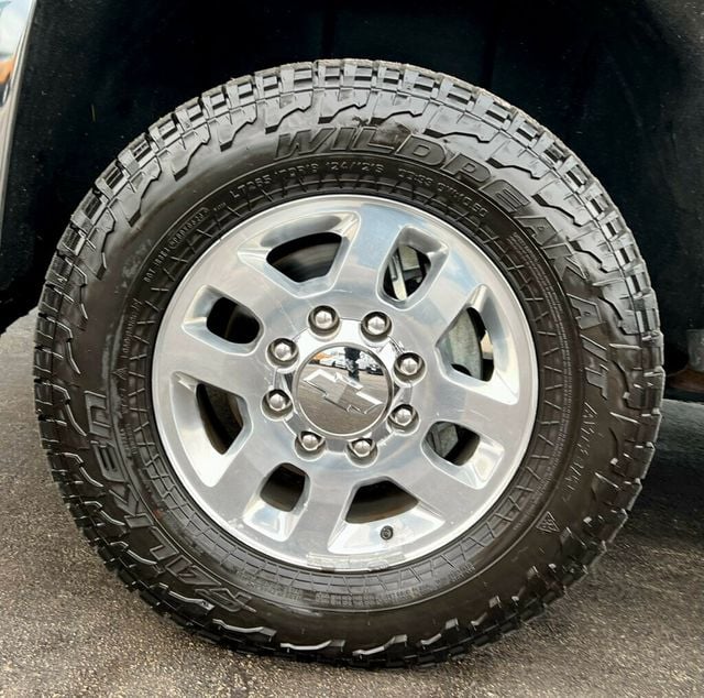 2015 Chevrolet Silverado 3500HD LTZ - 22952296 - 28