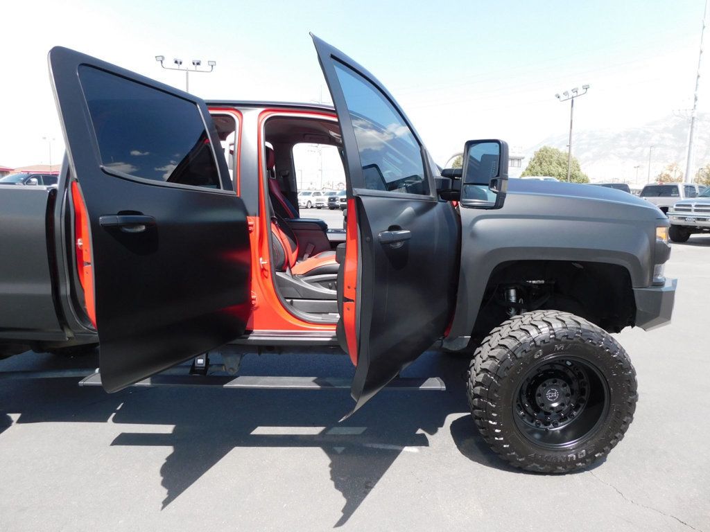 2015 Chevrolet Silverado 3500HD LTZ - 22570383 - 24