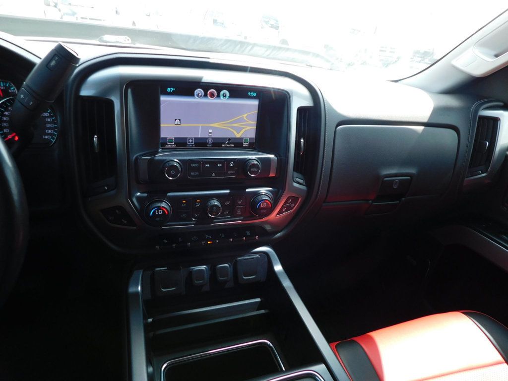 2015 Chevrolet Silverado 3500HD LTZ - 22570383 - 31