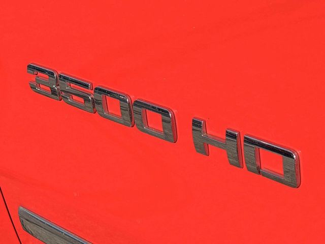 2015 Chevrolet Silverado 3500HD LTZ 4x4 4dr Double Cab LB SRW - 22968380 - 11