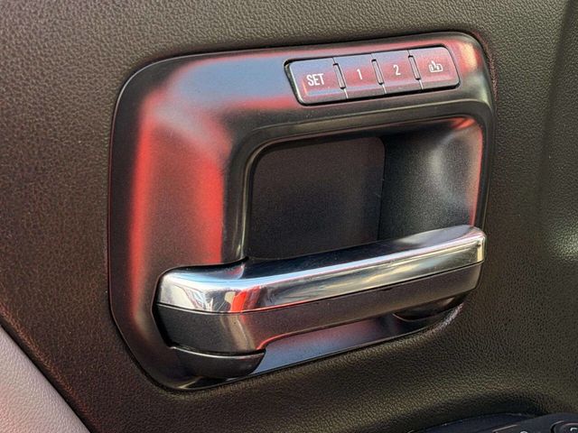 2015 Chevrolet Silverado 3500HD LTZ 4x4 4dr Double Cab LB SRW - 22968380 - 13