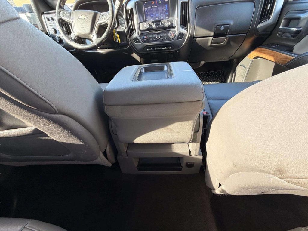 2015 Chevrolet Silverado 3500HD LTZ 4x4 4dr Double Cab LB SRW - 22968380 - 21