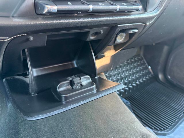 2015 Chevrolet Silverado 3500HD LTZ 4x4 4dr Double Cab LB SRW - 22968380 - 36