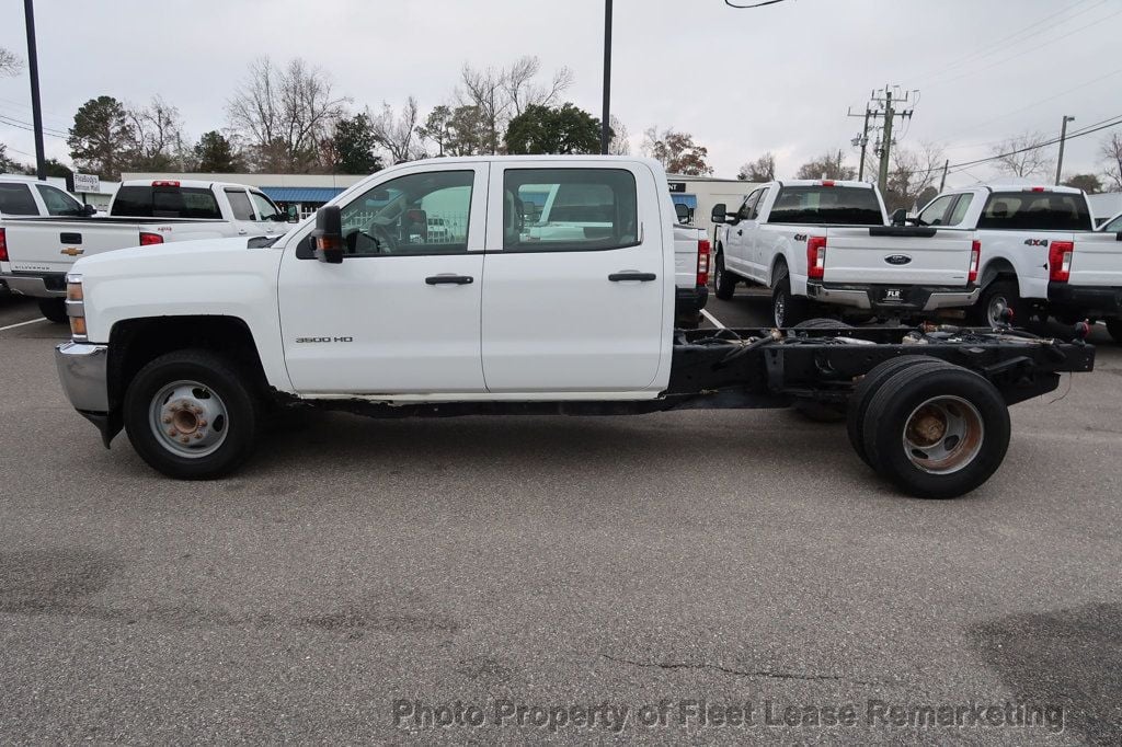 2015 Chevrolet Silverado 3500HD Silverado 3500 2WD Crew Cab Cab/Chassis DRW - 22715582 - 1