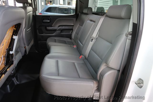 2015 Chevrolet Silverado 3500HD Silverado 3500HD 4WD Crew Cab Enclosed Utility DRW - 23042736 - 13