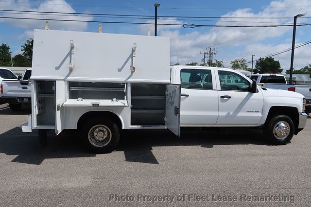 2015 Chevrolet Silverado 3500HD Silverado 3500HD 4WD Crew Cab Enclosed Utility DRW - 23042736 - 20