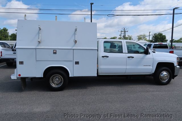 2015 Chevrolet Silverado 3500HD Silverado 3500HD 4WD Crew Cab Enclosed Utility DRW - 23042736 - 4