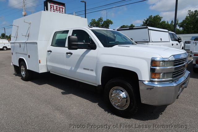 2015 Chevrolet Silverado 3500HD Silverado 3500HD 4WD Crew Cab Enclosed Utility DRW - 23042736 - 5