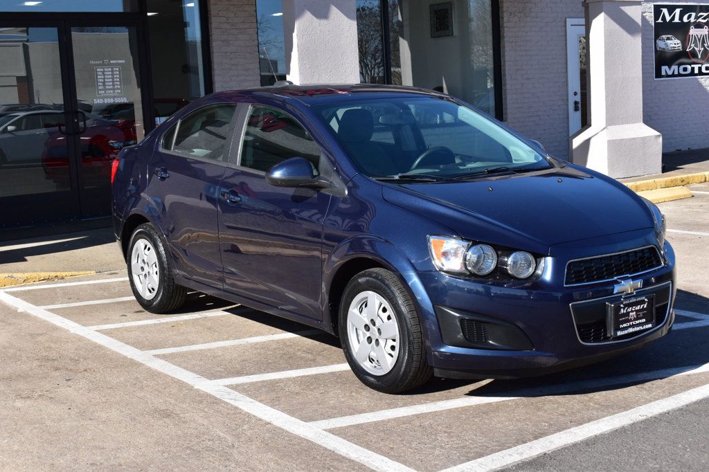 2015 Chevrolet Sonic 4dr Sedan Automatic LS - 22761205 - 8