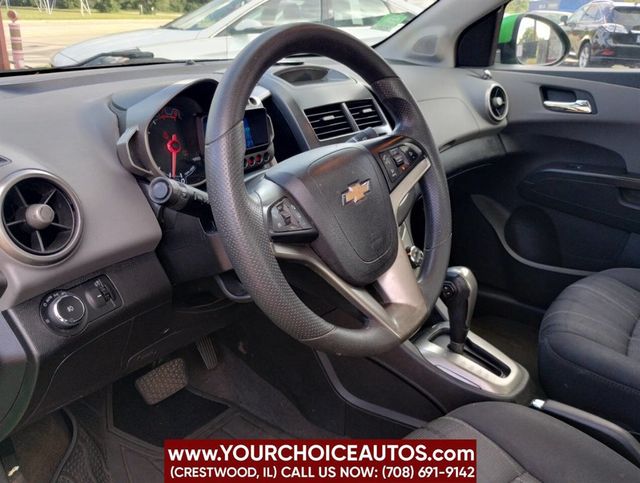 2015 Chevrolet Sonic 4dr Sedan Automatic LT - 22892153 - 11