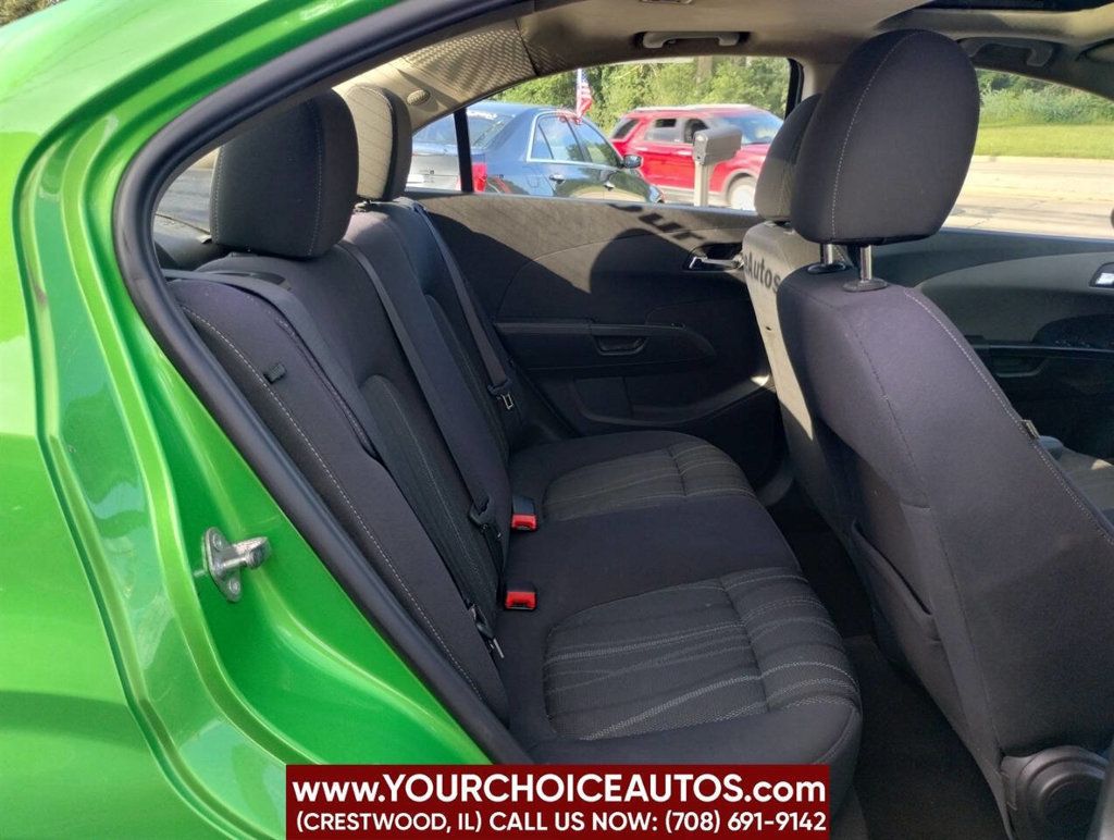 2015 Chevrolet Sonic 4dr Sedan Automatic LT - 22892153 - 16