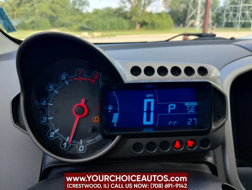 2015 Chevrolet Sonic 4dr Sedan Automatic LT - 22892153 - 25