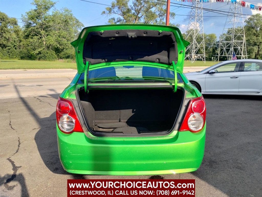 2015 Chevrolet Sonic 4dr Sedan Automatic LT - 22892153 - 8