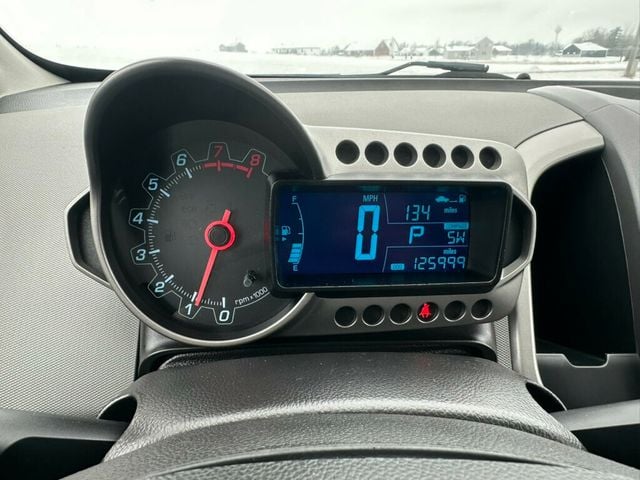 2015 Chevrolet Sonic 4dr Sedan Automatic LT - 22952771 - 8