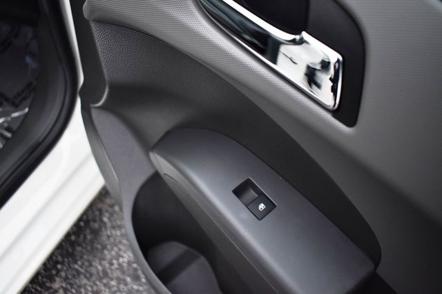 2015 Chevrolet Sonic 4dr Sedan Automatic LTZ - 22978264 - 30