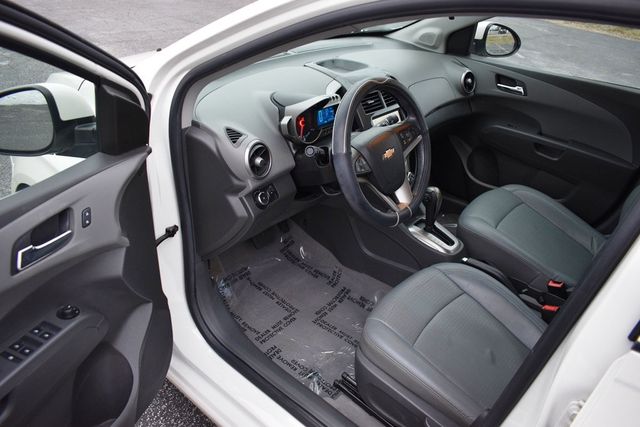 2015 Chevrolet Sonic 4dr Sedan Automatic LTZ - 22978264 - 32