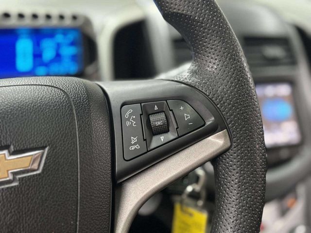 2015 Chevrolet Sonic 5dr Hatchback Automatic LT - 22975301 - 29