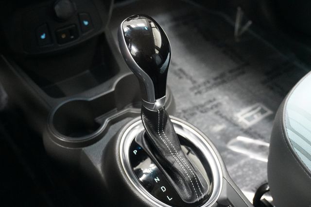 2015 Chevrolet Spark EV 5dr Hatchback LT w/1SA - 22938425 - 17