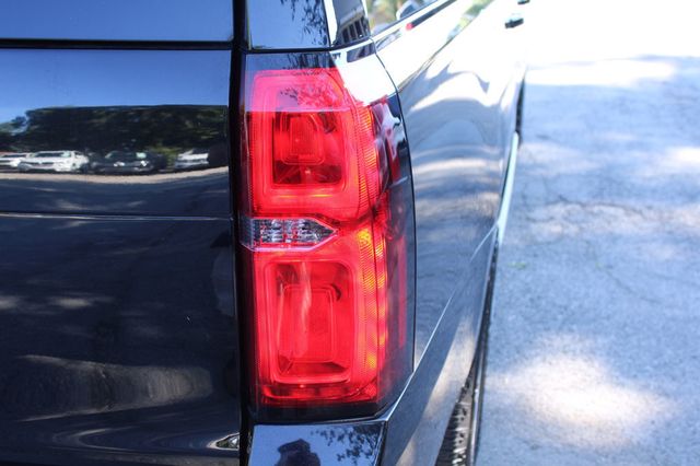 2015 Chevrolet Suburban 2WD 4dr LS - 23066380 - 9
