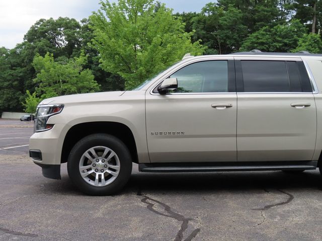 2015 Chevrolet Suburban 4WD 4dr LT - 23035341 - 10