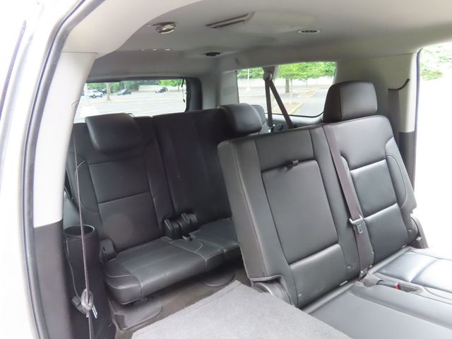 2015 Chevrolet Suburban 4WD 4dr LT - 23035341 - 29