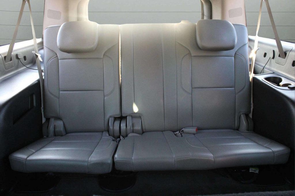 2015 Chevrolet Suburban 4WD 4dr LT - 22927039 - 15