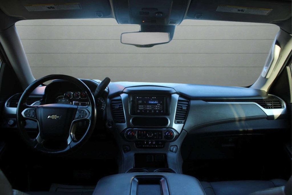 2015 Chevrolet Suburban 4WD 4dr LT - 22927039 - 17