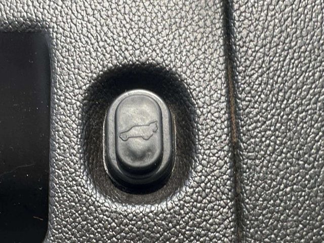 2015 Chevrolet Suburban 4WD 4dr LT - 23001201 - 15