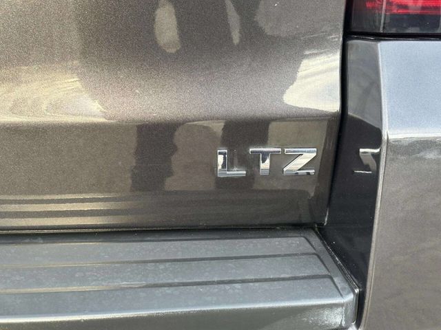 2015 Chevrolet Suburban 4WD 4dr LT - 23001201 - 41