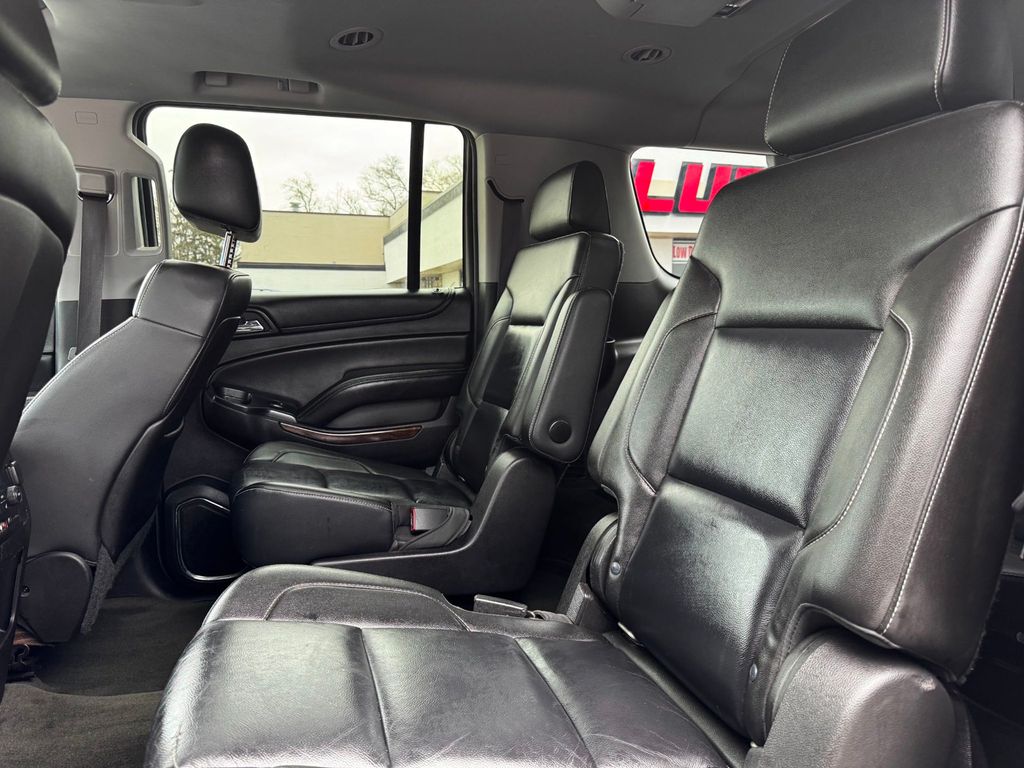 2015 Chevrolet Suburban 4WD 4dr LT - 23006037 - 18