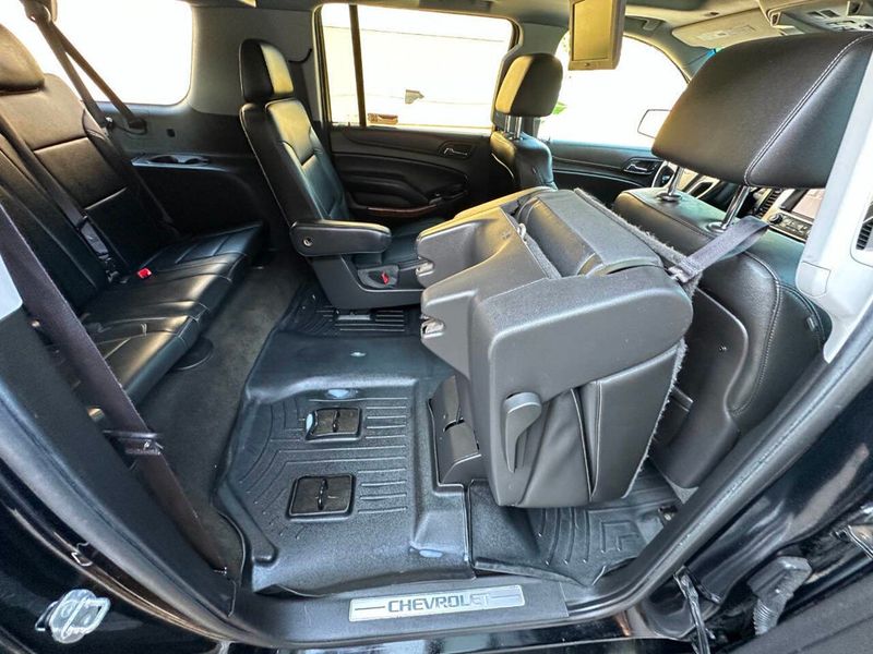 2015 Chevrolet Suburban 4WD 4dr LTZ - 22916534 - 30