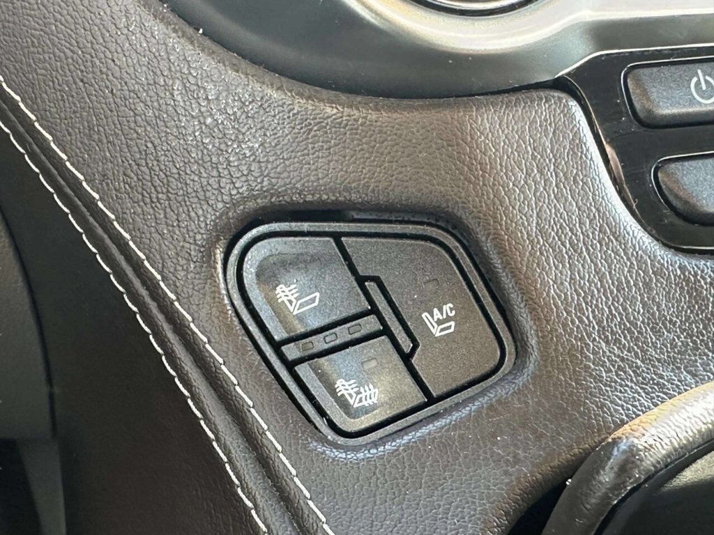 2015 Chevrolet Suburban 4WD 4dr LTZ - 22983731 - 34