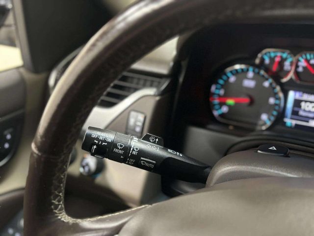 2015 Chevrolet Suburban 4WD 4dr LTZ - 22997915 - 37