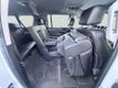 2015 Chevrolet Suburban 4WD 4dr LTZ - 23049613 - 29