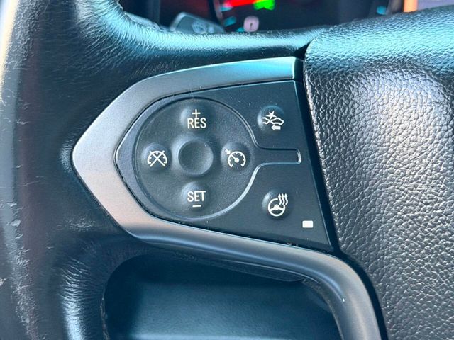2015 Chevrolet Suburban 4WD 4dr LTZ - 23049613 - 39