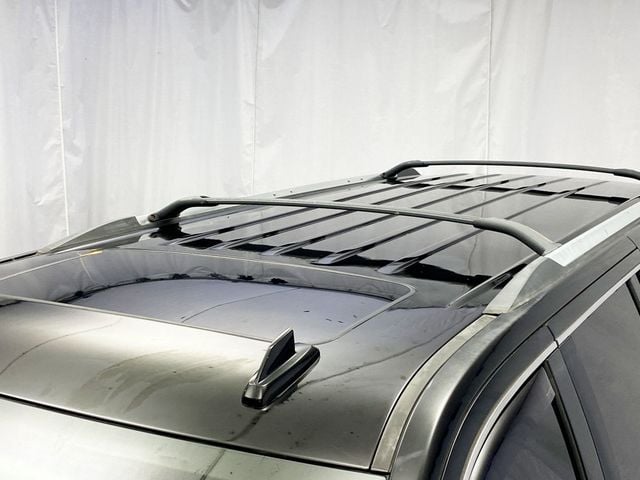 2015 Chevrolet Suburban 4WD 4dr LTZ - 22939948 - 19