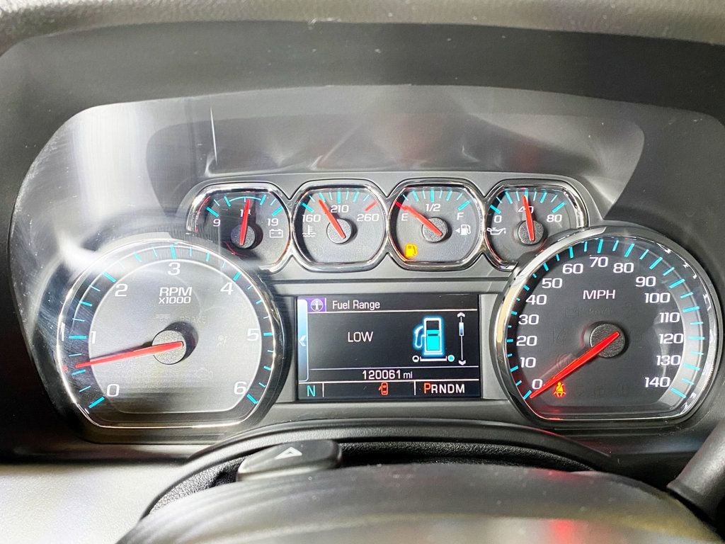 2015 Chevrolet Suburban 4WD 4dr LTZ - 22939948 - 35