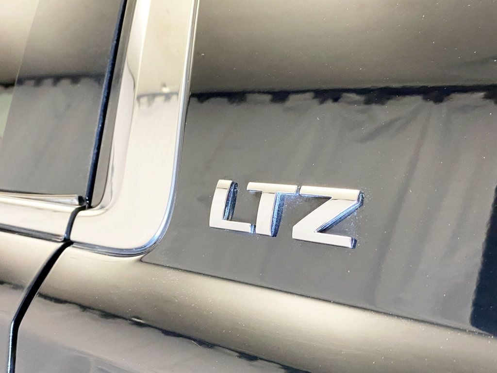 2015 Chevrolet Suburban 4WD 4dr LTZ - 22939948 - 5