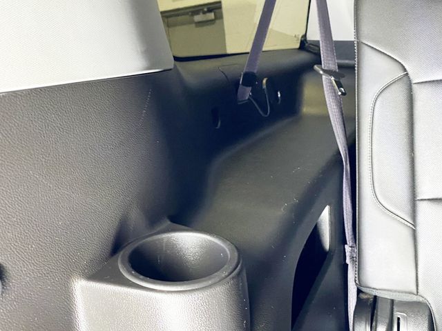 2015 Chevrolet Suburban 4WD 4dr LTZ - 22939948 - 68