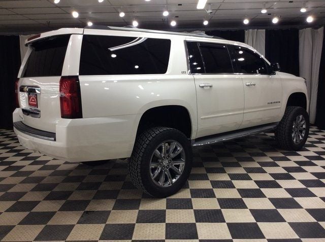 2015 Chevrolet Suburban 4WD 4dr LTZ - 22772960 - 5