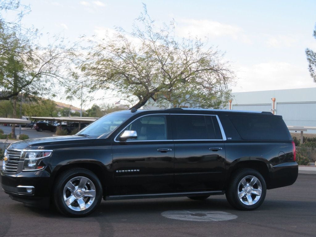 2015 Chevrolet Suburban CHEVY SUBURBAN 4X4 LTZ LEATHER BLACK BEAUTY BENCH SEAT 3RD ROW  - 22743238 - 0